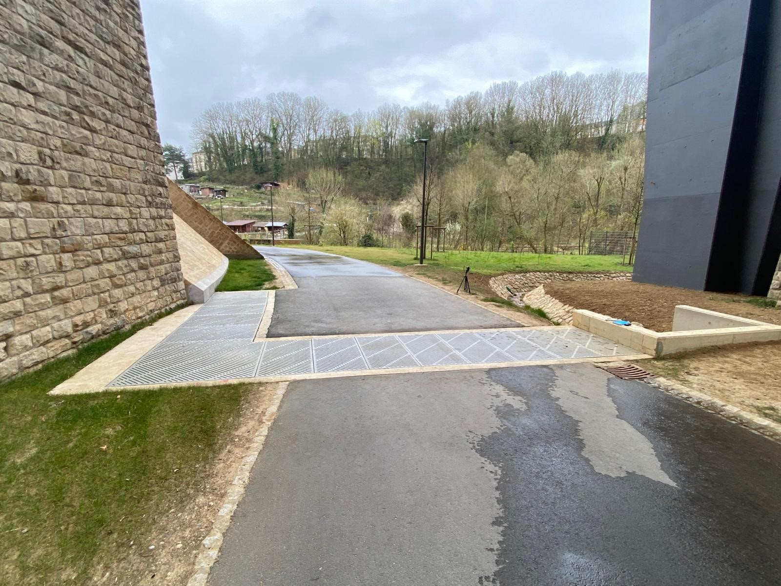 Dédoublement viaduc de Pulvermühle - Caniveau carossable 1
