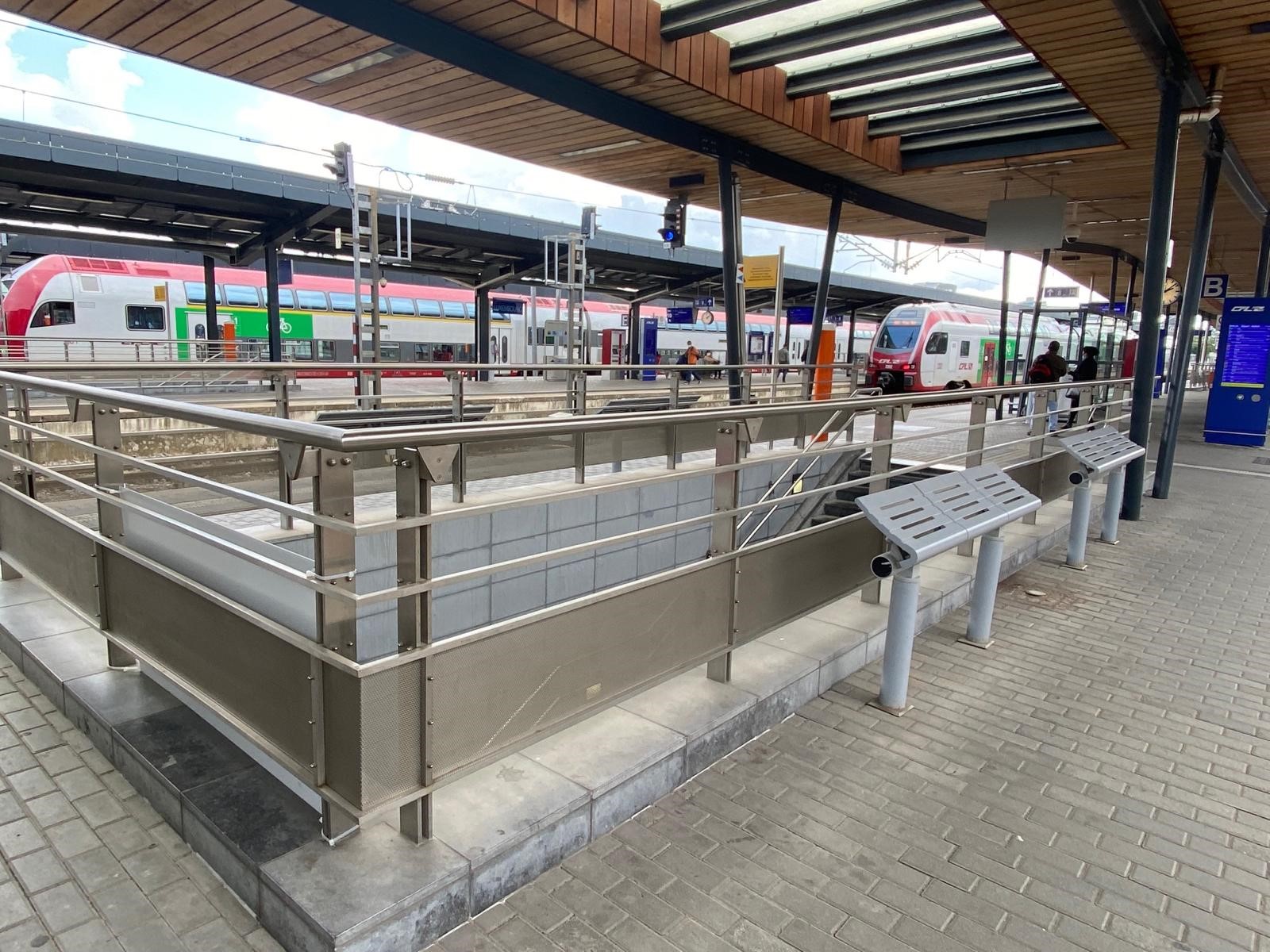Gare de Luxembourg - Garde-corps en inox