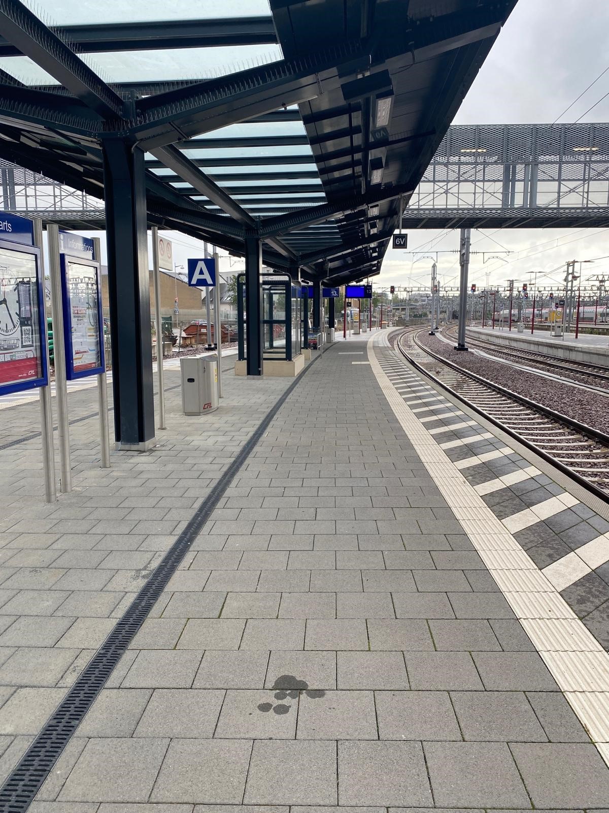 Gare de Luxembourg - Marquises sur quais 2
