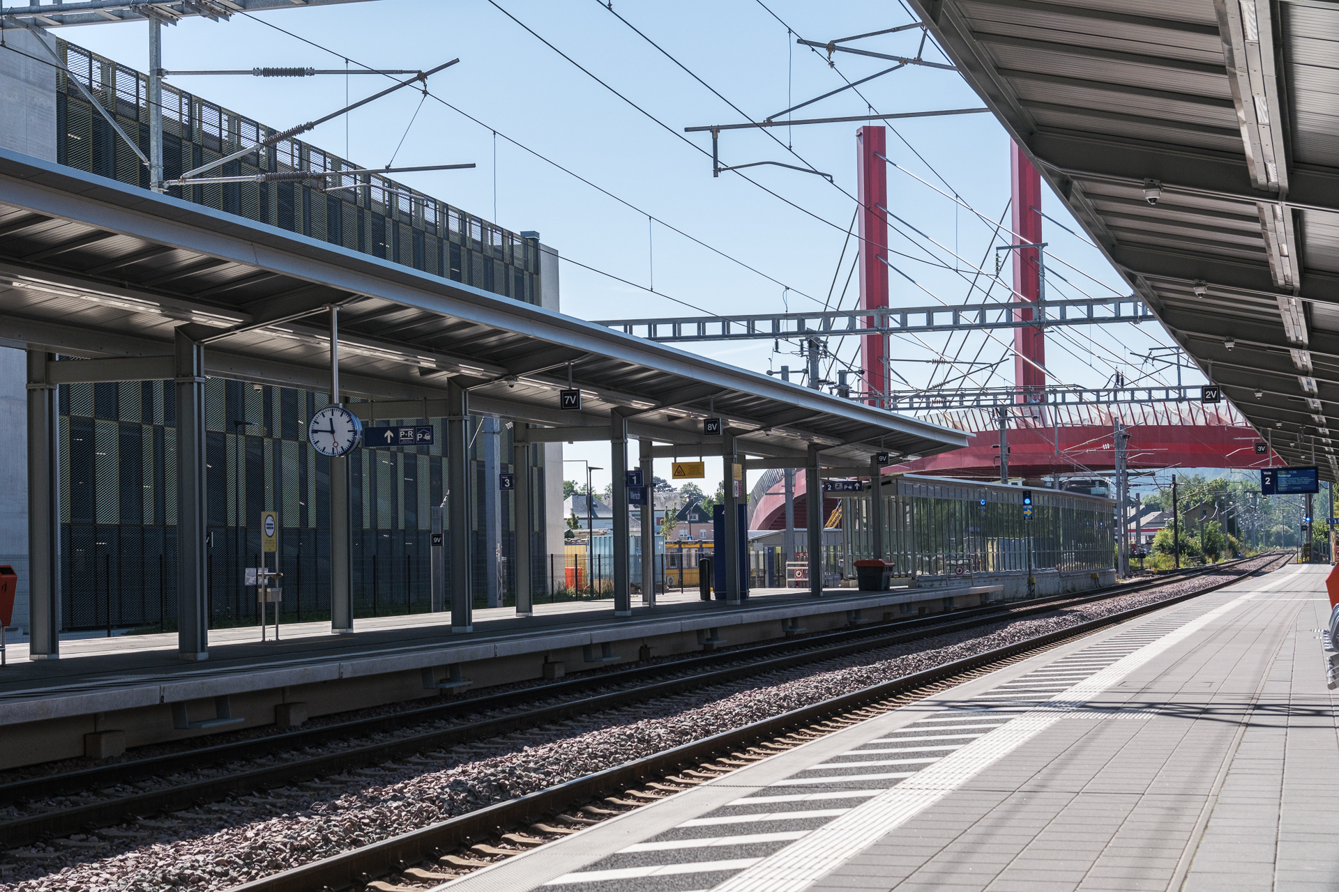 Gare de Mersch - Marquises sur quais