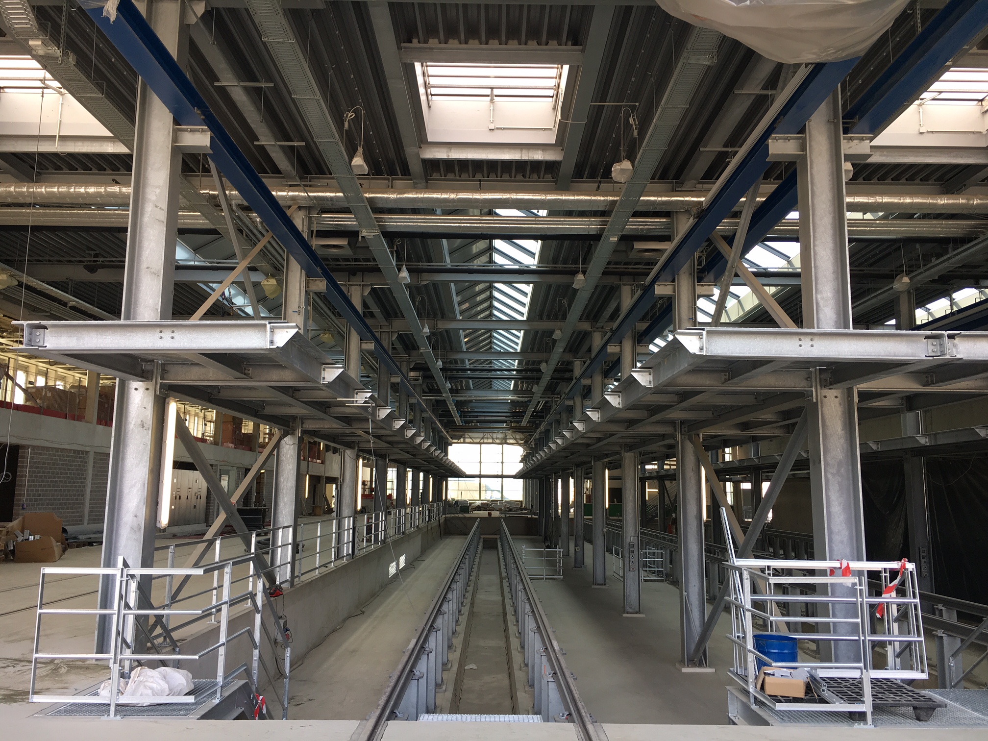 Centre de remisage Luxtram - Halls et passerelles intérieures 1