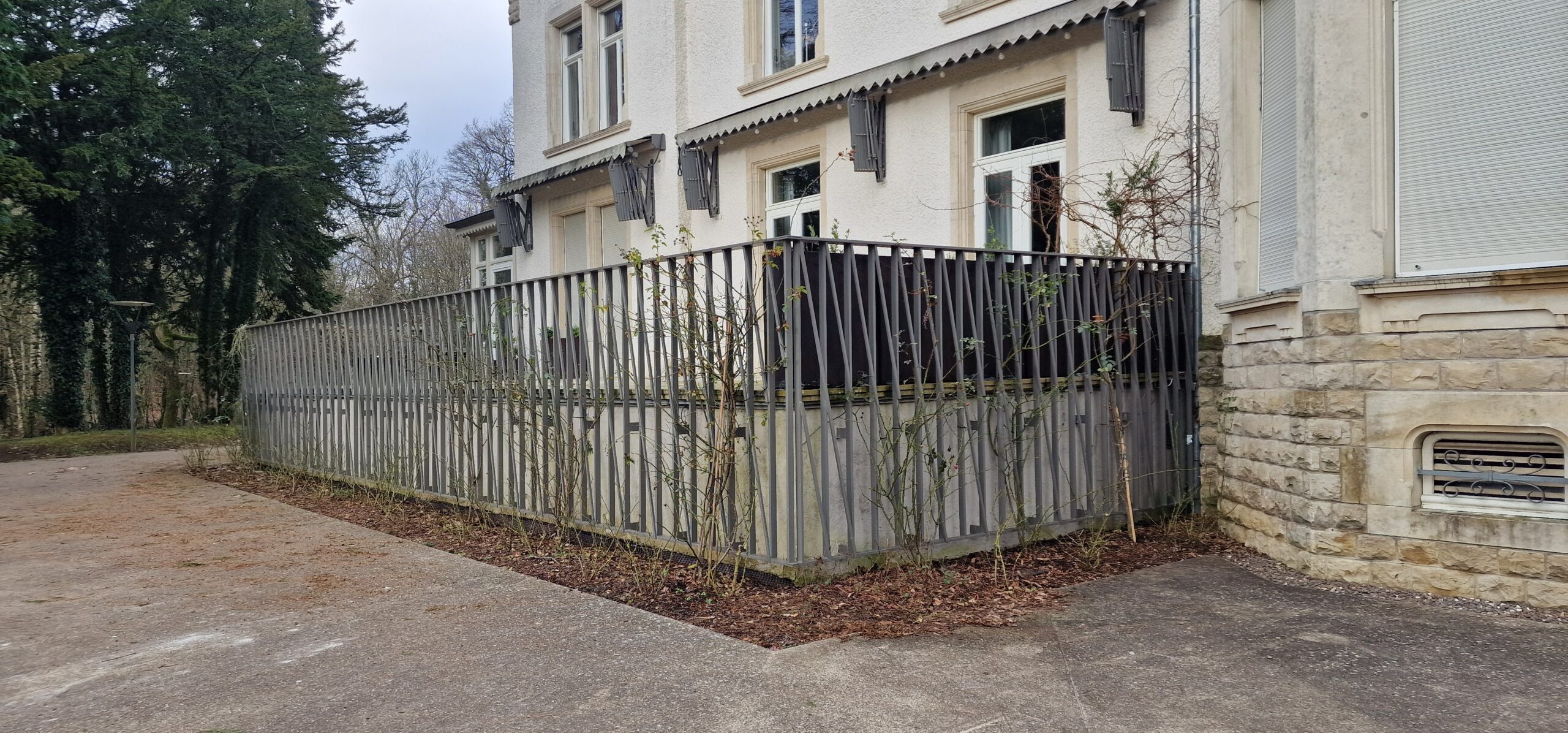 Parc de Steinfort - Restaurant An Der Villa - Garde-corps 1
