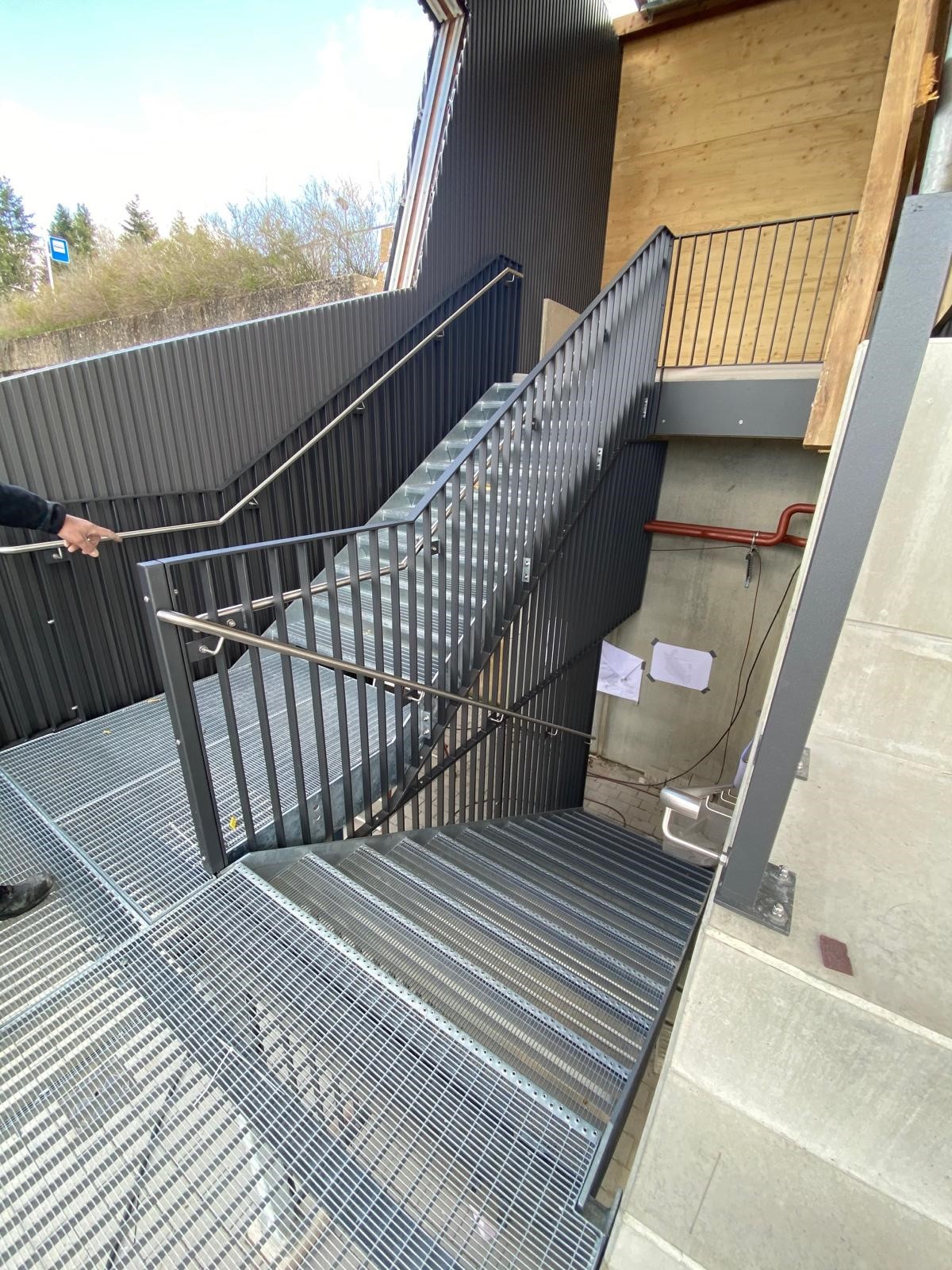Stade National d'Athlétisme - Escaliers d'accès aux tribunes